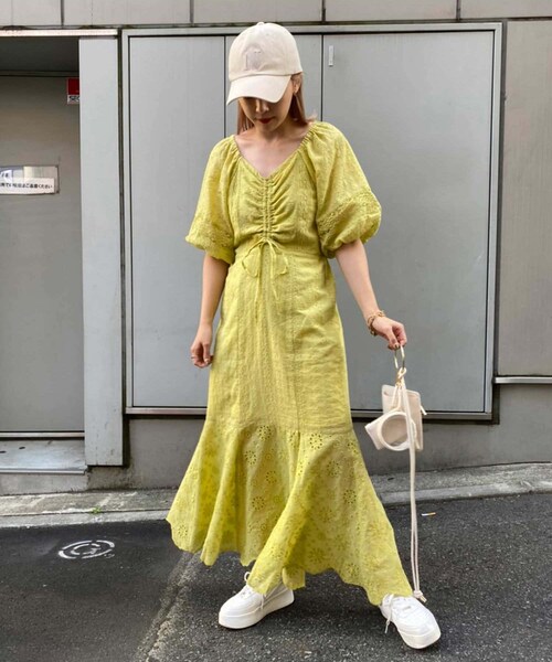 one after another NICE CLAUP（ワンアフターアナザーナイスクラップ）の「スカラレースワンピース（ワンピース・レディース・オフホワイト/ライトベージュ/イエロー系その他/ブラック・0）」の3枚目の写真