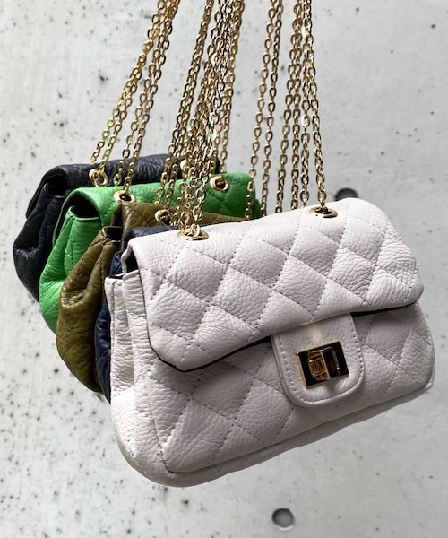 DouDou（ドゥドゥ）の「チェーンポシェット（トートバッグ・レディース・ホワイト/グリーンイエロー/ネイビー/オリーブ/ブラック・F）」の2枚目の写真