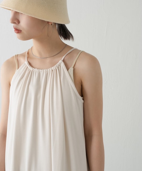 Kastane(カスタネ)の「カットギャザーキャミワンピース(ワンピース・レディース・アイボリー/グリーン/ピンク/ブラック・0/1)」の1枚目の写真