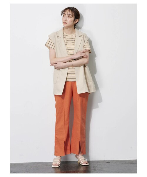 Green　Parks（グリーンパークス）の「【予約】ベルギーリネン混 スリット入りパンツ（パンツ・ダークグレー/オレンジ/モカ/ブルー・F）」の2枚目の写真