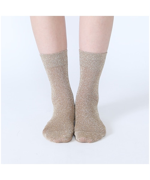 靴下屋（クツシタヤ）の「ラメショートソックス（ソックス・靴下・レディース・オフホワイト/グレー/クロ/ゴールドブラック/ベージュ/グレーベージュ/ローズピンク/カーキ/ターコイズブルー・22.0～24.0cm）」の11枚目の写真