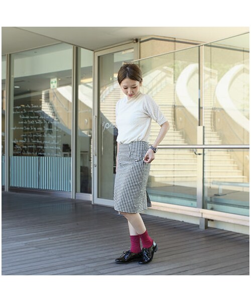 靴下屋（クツシタヤ）の「ラメショートソックス（ソックス・靴下・レディース・オフホワイト/グレー/クロ/ゴールドブラック/ベージュ/グレーベージュ/ローズピンク/カーキ/ターコイズブルー・22.0～24.0cm）」の20枚目の写真