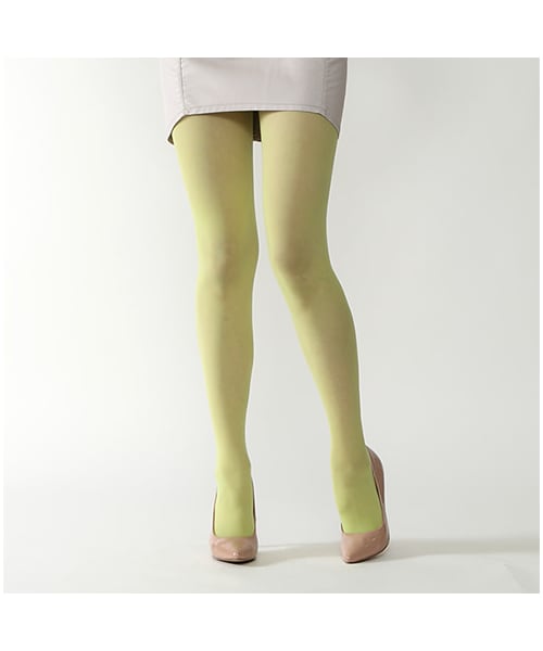 靴下屋（クツシタヤ）の「30デニールシアータイツ（タイツ・レディース・アイボリー/シルバーグレー/クロ/ニュアンスグレー/チャコールグレー/グレージュ/サンドベージュ/コゲチャ/ココアブラウン/アフリカンブラウン/ベビーピンク/シュガーローズ/アンティークローズ/ピンクペシェ/ラズベリー/アカ/エンジ/ダークプラム/サーモンピンク/スイートオレンジ/ライトイエロー/ライムグリーン/カラシ/ミントブルー/カーキ/オーカーグリーン/ライラックブルー/コン/オールドターコイズ/インクブルー/ラベンダー/ダークパープル/ダークバイオレット/モーヴ・M～L）」の5枚目の写真