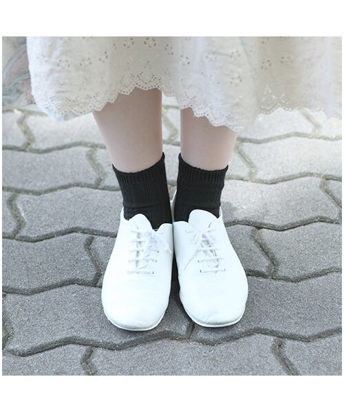 靴下屋（クツシタヤ）の「太リブショートソックス（ソックス・靴下・レディース・キナリ/サラシ/クロ/グレーモク/チャコールモク/チェリーピンク/エンジ/カラシ/カーキ/ブルー/コン/ダークターコイズ・22.0～24.0cm）」の2枚目の写真