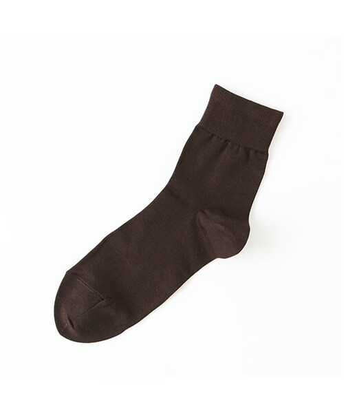 靴下屋（クツシタヤ）の「ゴム長無地ショートソックス（ソックス・靴下・レディース・オフホワイト/クロ/チャコールグレー/サンドグレー/コゲチャ/ローズピンク/ワイン/カラシ/アオミドリ/コン/ネイビー・22.0～24.0cm）」の9枚目の写真