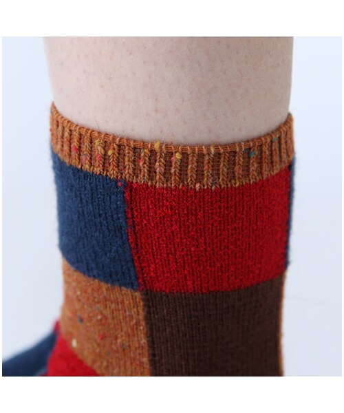 靴下屋（クツシタヤ）の「異素材ブロックショートソックス（ソックス・靴下・レディース・シルバーグレー/チャコールモク/ベージュモク/ピンクモク/アカ/ダークオレンジ/コン・22.0～24.0cm）」の12枚目の写真