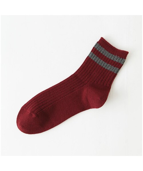 靴下屋（クツシタヤ）の「モコモコラメ2本ラインショートソックス（ソックス・靴下・レディース・オフホワイト/クロ/グレーモク/チャコールモク/エンジ/ダークグリーン/ネイビー・22.0～24.0cm）」の7枚目の写真