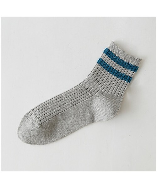 靴下屋（クツシタヤ）の「モコモコラメ2本ラインショートソックス（ソックス・靴下・レディース・オフホワイト/クロ/グレーモク/チャコールモク/エンジ/ダークグリーン/ネイビー・22.0～24.0cm）」の3枚目の写真