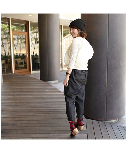 靴下屋（クツシタヤ）の「リボン付きリブショートソックス（ソックス・靴下・レディース・オフホワイト/クロ/チャコールモク/ダークレッド/ターコイズブルー/ブルーブラック・22.0～24.0cm）」の16枚目の写真