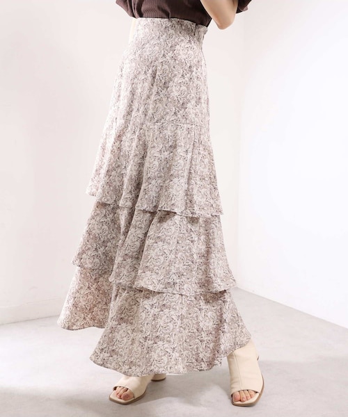 one after another NICE CLAUP（ワンアフターアナザーナイスクラップ）の「ティアードロングスカート（スカート・レディース・アイボリー/モカ/その他1・0）」の3枚目の写真