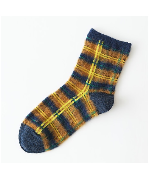 靴下屋（クツシタヤ）の「ふわふわチェック柄ショートソックス（ソックス・靴下・レディース・オフホワイト/シルバーグレー/クロ/アカ/ターコイズブルー/ネイビー・22.0～24.0cm）」の5枚目の写真