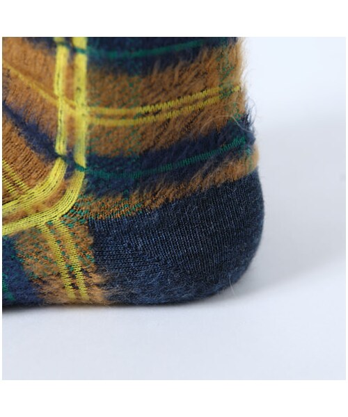 靴下屋（クツシタヤ）の「ふわふわチェック柄ショートソックス（ソックス・靴下・レディース・オフホワイト/シルバーグレー/クロ/アカ/ターコイズブルー/ネイビー・22.0～24.0cm）」の12枚目の写真