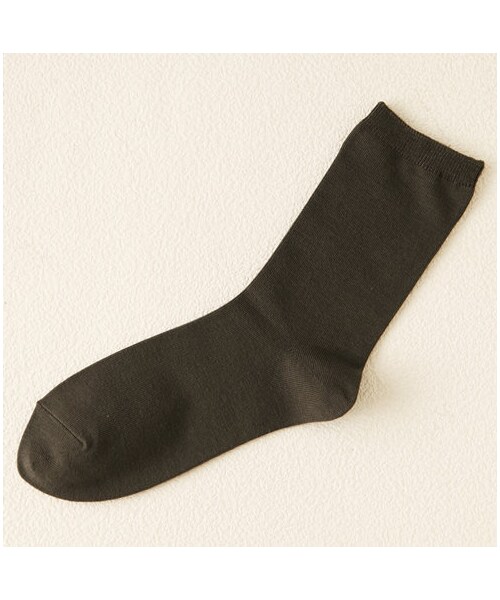 靴下屋（クツシタヤ）の「コットンブレンド無地ソックス（ソックス・靴下・レディース・オフホワイト/サラシ/クロ/ニュアンスグレー/ウスグレーモク/ミディアムグレーモク/チャコールモク/キャメル/コゲチャ/ベージュモク/ローズピンク/エンジ/ダークオレンジ/カラシ/ダークグリーン/カーキ/ターコイズ/コン/ネイビー/インディゴブルー/ダークブルー/アイリスブルー/ダークパープル・22.0～24.0cm）」の19枚目の写真