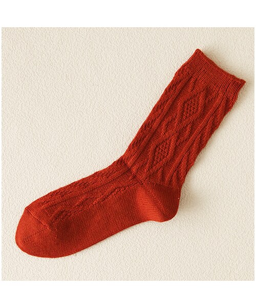 靴下屋（クツシタヤ）の「毛混ダイヤケーブルソックス（ソックス・靴下・レディース・オフホワイト/キナリ/クロ/グレーモク/チャコールモク/モカチャ/ダークレッド/エンジモク/ダークオレンジ/キイロ/グリーン/インディゴモク・22.0～24.0cm）」の8枚目の写真