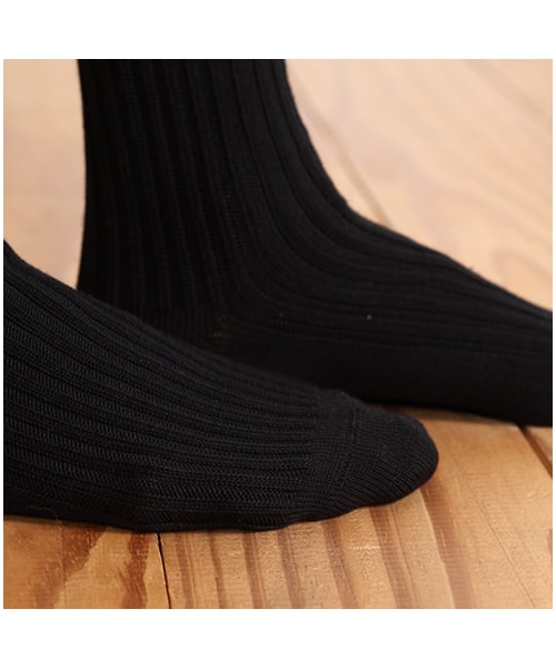 靴下屋（クツシタヤ）の「2本ラインリブソックス（ソックス・靴下・レディース・オフホワイト/グレー/クロ+オフライン/チャコールモク/アカ+カラシライン/ダークグリーン+コンライン/コン+アカライン・22.0～24.0cm）」の14枚目の写真