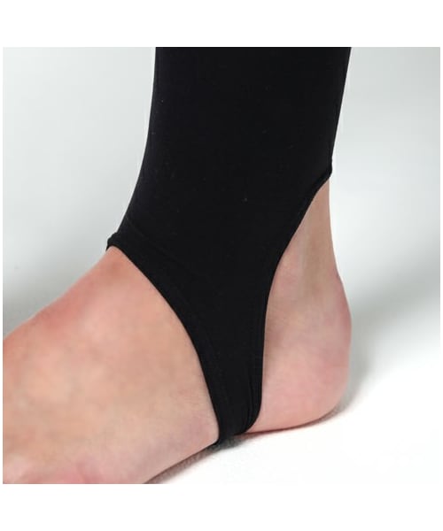 靴下屋（クツシタヤ）の「30デニール　トレンカタイプレギンス（レギンス・スパッツ・レディース・シルバーグレー/クロ/チャコールグレー/グレージュ・M～L）」の11枚目の写真