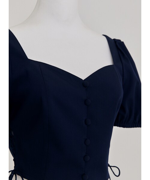 Marjorie（マージョリー）の「荒蕪的盡頭，桃心領側綁帶澎袖短上衣（トップス・レディース・深藍/白・S/M）」の11枚目の写真