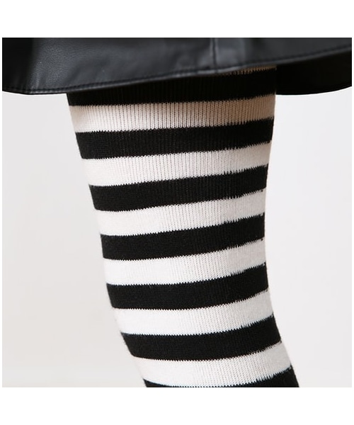 靴下屋（クツシタヤ）の「キッズ ボーダータイツ 110～130㎝（タイツ・キッズ・クロ＋オフ/クロ＋チャコール/クロ＋ピンク/クロ＋オレンジ/クロ＋パープル・110.0～130.0cm）」の10枚目の写真