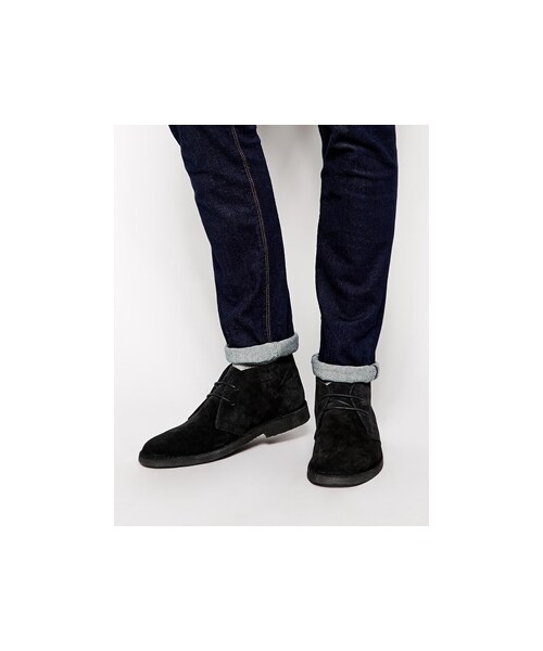 asos(エイソス)の「ASOS Desert Boots in Suede - Black(ブーツ・メンズ・Black・US 11/US 9/US 6/US 10/US 12/US 13/US 7)」の1枚目の写真