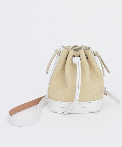 ITTI（イッチ）の「MARY DRAWING POUCH -PM（ハンドバッグ）」 - WEAR