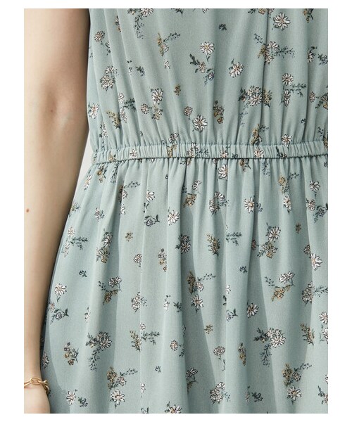 Green Parks(グリーンパークス)の「・ELENCARE DUE フラワーティアードワンピ(ワンピース/ドレス・アイボリー/ブラック/イエロー/ミント・F)」の9枚目の写真