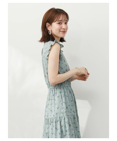 Green Parks(グリーンパークス)の「・ELENCARE DUE フラワーティアードワンピ(ワンピース/ドレス・アイボリー/ブラック/イエロー/ミント・F)」の4枚目の写真