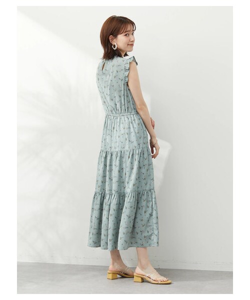 Green Parks(グリーンパークス)の「・ELENCARE DUE フラワーティアードワンピ(ワンピース/ドレス・アイボリー/ブラック/イエロー/ミント・F)」の3枚目の写真