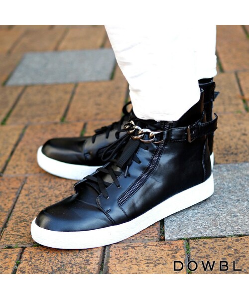 DOWBL（ダブル）の「チェーンベルトハイカットスニーカー（）」 - WEAR
