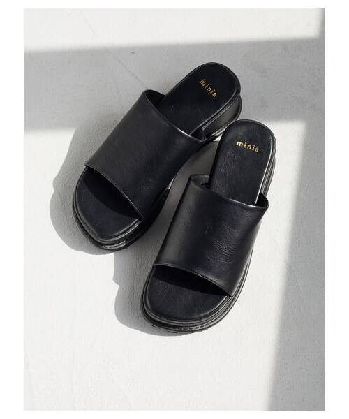 Green　Parks（グリーンパークス）の「・minia 厚底ミュール（シューズ・アイボリー/ブラック・5cm/25cm/S/M/L/LL）」の10枚目の写真