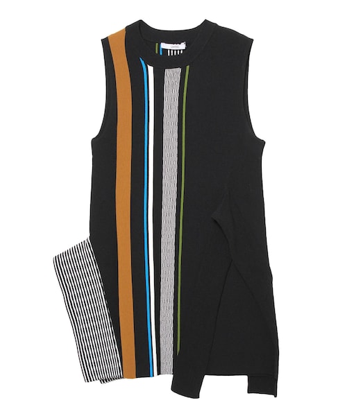UN3D.（アンスリード）の「TRIBAL BORDER ASYMME KT TOP（ニット
