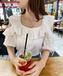 one after another NICE CLAUP | 肩あきフリルブラウス(シャツ/ブラウス)