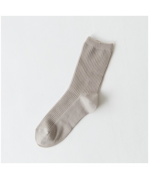 靴下屋（クツシタヤ）の「ウール2ｘ2リブソックス（ソックス・靴下・レディース・オフホワイト/キナリ/グレー/クロ/チャコールモク/ローズピンク/アカ/エンジ/カラシ/ダークグリーン/ブルー/コン・22.0～24.0cm）」の3枚目の写真