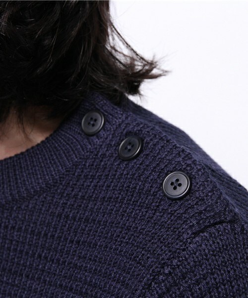 FREDY&GLOSTER（フレディアンドグロスター）の「肩釦パネルプルオーバーニット <Men's JOKER/Fine掲載>（ニット/セーター・メンズ・ホワイト系その他/ネイビー/ホワイト×ネイビー・MEDIUM/LARGE/X-LARGE）」の9枚目の写真