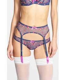 エージェントプロヴォケーター　Agent Provocateur リップバーム 最も優遇の エージェントプロヴォケーターAgent Provocateur