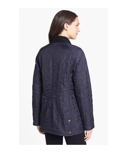 Barbour（バブアー）の「Barbour 'Beadnell' Quilted Jacket（ジャケット/アウター・レディース・Navy・Regular 14/Regular 8/Regular 4/Regular 10/Regular 2/Regular 12/Regular 6）」の2枚目の写真