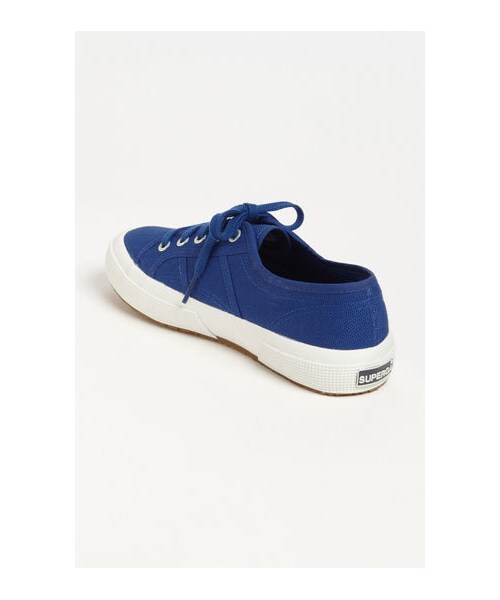 SUPERGA(スペルガ)の「Superga 'Cotu' Sneaker (Women)(スニーカー・レディース・White/Grey Sage/Black/Navy/Intense Blue・7.5US / 38EU/10 US / 41.5EU/6.5US / 37EU/9.5US / 41EU/10.5US / 42EU/11US / 42.5EU/8.5US / 39.5EU/8US / 39EU/7US / 37.5EU/5US / 35EU/6US / 36EU/9US / 40EU)」の2枚目の写真