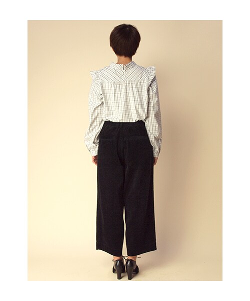 w closet（ダブルクローゼット）の「コーデュロイワイドタックパンツ（パンツ・レディース・アイボリー/ライトグレー/ブラック・FREE）」の6枚目の写真