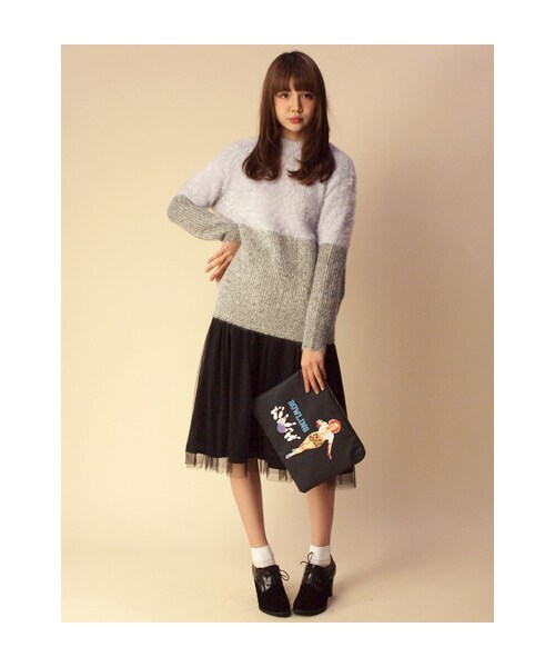 w closet(ダブルクローゼット)の「フェザーヤーン切替アンゴラ引きそろえプルオーバー(トップス・レディース・アイボリー/ブラックMIX・FREE)」の9枚目の写真