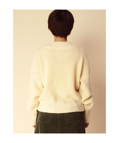 w closet（ダブルクローゼット）の「畦タック編みＶネックニットプルオーバー（トップス・レディース・アイボリー/ピンクベージュ/ネイビー・FREE）」の6枚目の写真