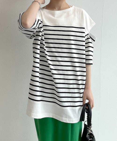 w closet（ダブルクローゼット）の「★先行予約★ショルダースリット切替パネルボーダーＴシャツ【5月下旬入荷】（トップス・レディース・オフ/クロ/シロ/ピンク/オフ/ブルー/ピンク/サックス/ブルーオレンジ/クロ/オフ・FREE）」の16枚目の写真