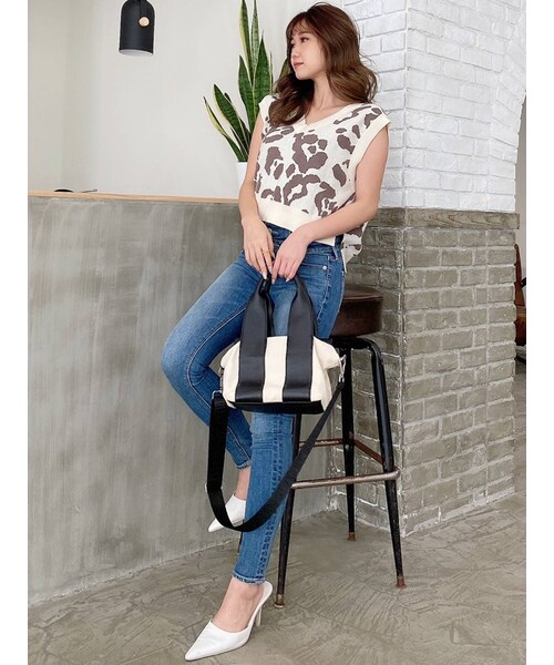 GYDA（ジェイダ）の「H/W ウエストクロススキニーデニムパンツ（デニムパンツ・ブルー/アイスブルー・M/XS/S）」の9枚目の写真