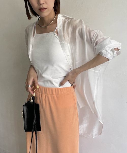 CAPRICIEUX LE'MAGE（カプリシューレマージュ）の「【HAPPY BAG対象商品】カラーシアーシャツ（シャツ/ブラウス・レディース・ホワイト/イエロー/ピンク/モカ・F）」の2枚目の写真