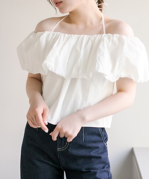 OLIVE des OLIVE（オリーブデオリーブ）の「バルーン衿オフショルプルオーバー（シャツ/ブラウス・レディース・オフホワイト/オレンジ/ベージュ・FREE）」の2枚目の写真