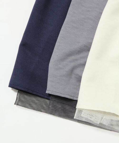 GLOBAL WORK(グローバルワーク)の「リバーシブルチュールスカート(スカート・レディース・ホワイト×ホワイト06/ブラック×グレー15/ブラック×ネイビー88・M/L)」の14枚目の写真