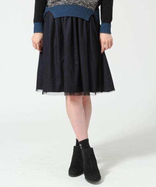 GLOBAL WORK(グローバルワーク)の「リバーシブルチュールスカート(スカート・レディース・ホワイト×ホワイト06/ブラック×グレー15/ブラック×ネイビー88・M/L)」の3枚目の写真