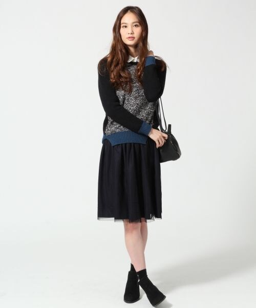 GLOBAL WORK(グローバルワーク)の「リバーシブルチュールスカート(スカート・レディース・ホワイト×ホワイト06/ブラック×グレー15/ブラック×ネイビー88・M/L)」の9枚目の写真