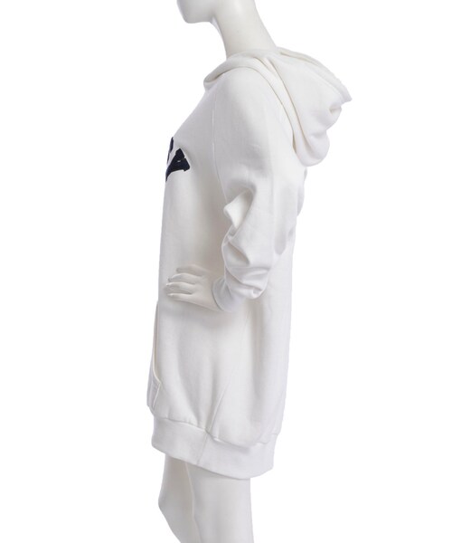 jouetie（ジュエティ）の「サガラカレッジチュニックパーカ（トップス・レディース・オフホワイト/グレー/ネイビー・M）」の6枚目の写真