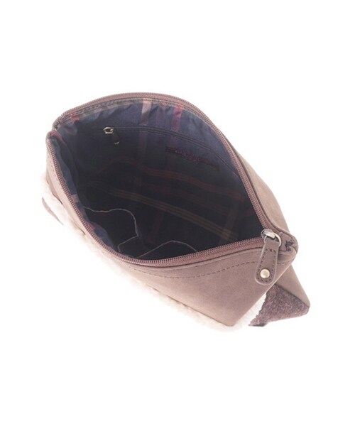 earth music&ecology（アースミュージックアンドエコロジー）の「Harristweed×earthポーチ（バッグ・ポーチ・レディース・グレー/ブラウン/ブルー/ネイビー・F）」の5枚目の写真