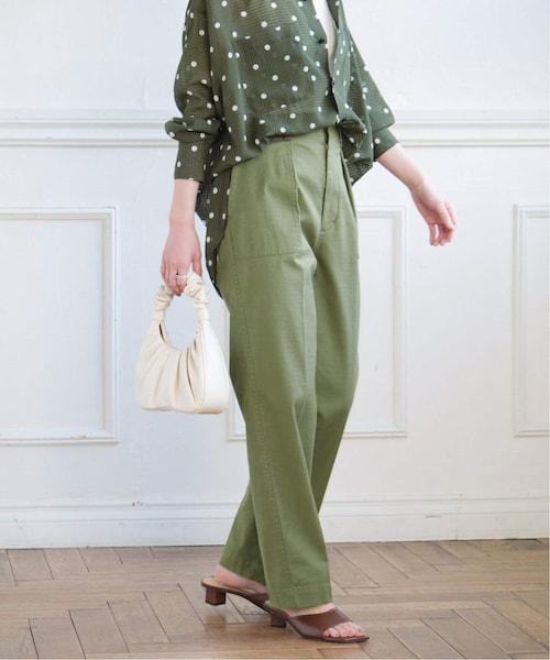 Spick & Span（スピックアンドスパン）の「バックサテンイージー