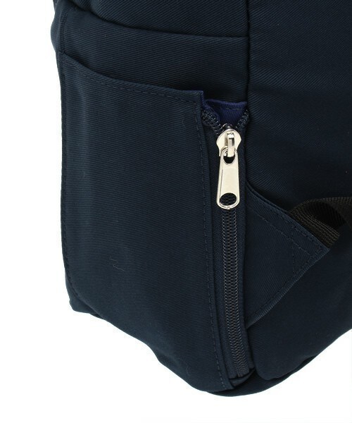 Dickies（ディッキーズ）の「Dickies/ディッキーズ/クラシックディバック（バックパック/リュック・メンズ・グレー/ネイビー・FREE）」の10枚目の写真